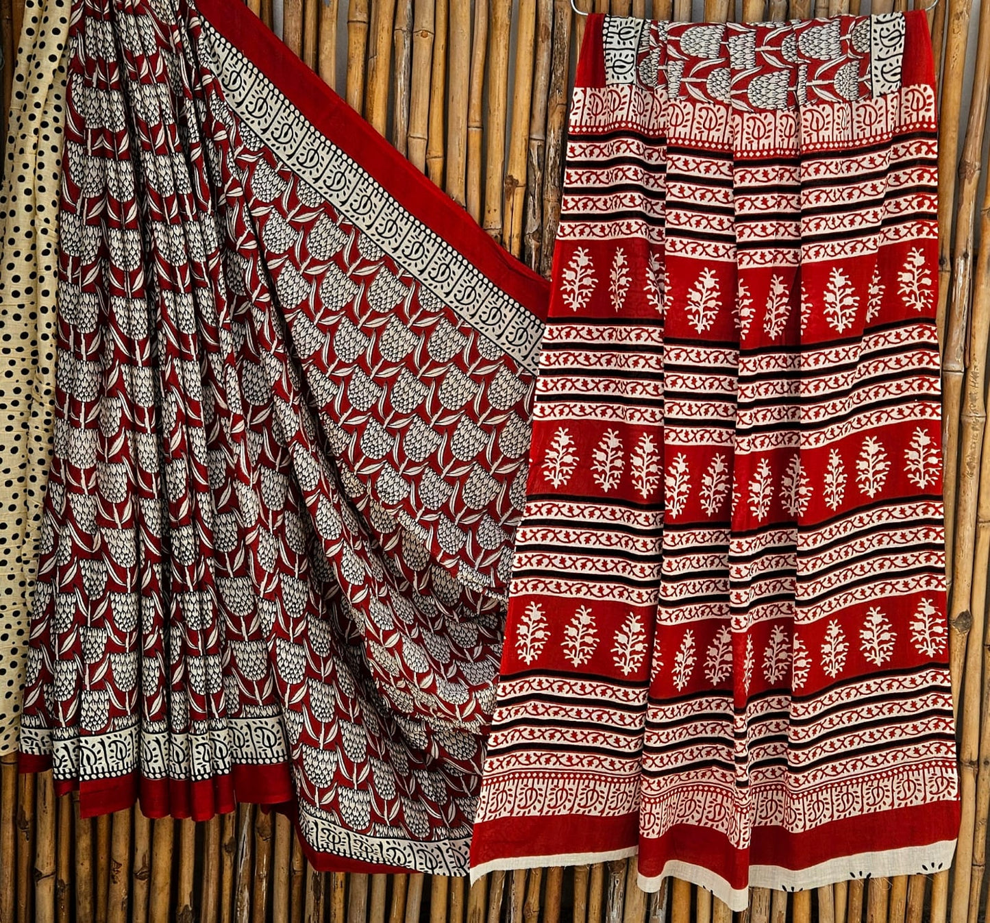 Cotton Mulmul Saree red Saree with blue pink Motifs, Pink and blue floral motifs Pallu